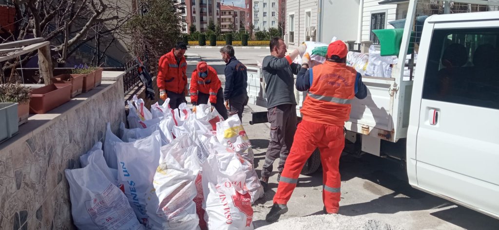 İnşaat ve yıkıntı atıklarınızı arayın belediye alsın