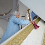 Camilerde bayram temizliği 