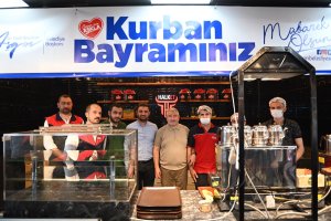 Hayvan pazarındaki lokantaya besicilerden 5 yıldız