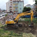 Belediye Azerbaycan Caddesinde yıkım yaptı