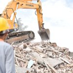 Belediye Azerbaycan Caddesinde yıkım yaptı