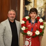 Şampiyonlardan Başkan Aşgın'a ziyaret