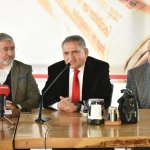 Başkan Aşgın'dan gazetecilere jest