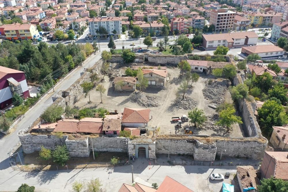 ÇORUM KALESİ TURİZME KAZANDIRILIYOR