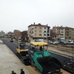 Asfalt serim çalışmalarını beraber incelediler