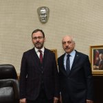 Bakan Kasapoğlu, Çorum Belediyesi’ni ziyaret etti