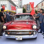 Klasik otomobiller göz kamaştırdı