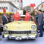 Klasik otomobiller göz kamaştırdı