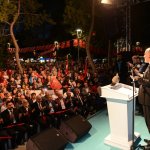 15 Temmuz Hürriyet Meydanına binlerce insan akın etti