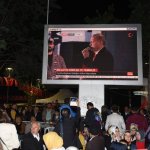 15 Temmuz Hürriyet Meydanına binlerce insan akın etti