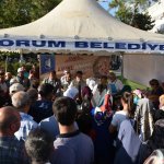 Belediyemiz 1,5 ton aşure dağıttı