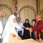 Aşgın, ilk nikahını kıydı