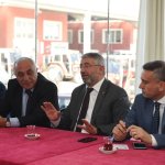 Aşgın, traktörcü esnafıyla bir araya geldi