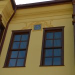 Asırlık han, ayağa kalkıyor