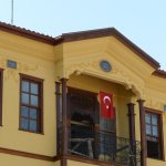 Asırlık han, ayağa kalkıyor