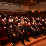 Bir saz bir solist kulakların pasını sildi