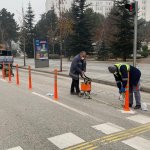 Gazi Caddesine bisiklet yolu yapıyoruz