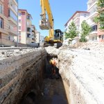 Selçuk Caddesinde yağmursuyu hattı yenileniyor