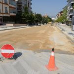 Belediye, şehrin her sokağına her caddesine hizmet götürmeye devam ediyor