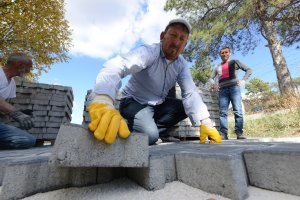 Bahabey Çamlığına 8 bin metre kilit taşı