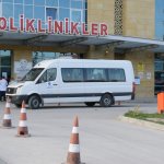 Pandemi hastanelerinde görev yapan sağlık çalışanları 2022’de de toplu ulaşımdan ücretsiz yararlanacak