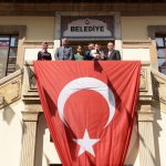 Makam çocuklara emanet