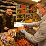 Belediyemizden esnafa dezenfektan ve maske