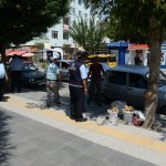 Belediye, kaldırım işgallerini kaldırmak için denetimlerini sürdürüyor