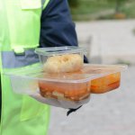 İki bin aileye sıcak yemek