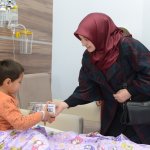 Mazlum coğrafyadaki çocuklarında gülmeye hakkı var