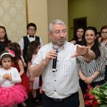 Çocuklardan anneler günü programı