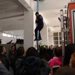 Öğrencilere uygulamalı yangın tatbikatı