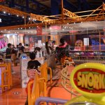 Mevsimlik işçilerin çocukları doyasıya eğlendi