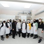 Feyza Aşgın’dan mutfak atölyesine sürpriz ziyaret