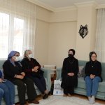 Feyza Aşgın’dan mutfak atölyesine sürpriz ziyaret