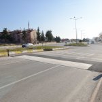 Hız Kesici Kasisler, beton ve asfalt olacak