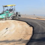 Başkan Aşgın, asfaltı inceledi