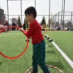 Çocuklar, Millet Bahçesinde gönüllerince eğlendiler