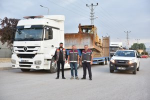 Belediyemiz afet bölgesine araç desteği