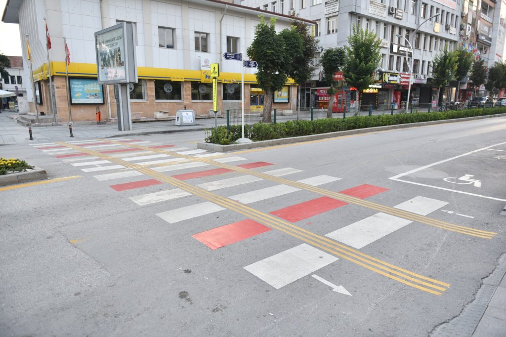 Belediyemizden kırmızı çizgi duyarlılığı