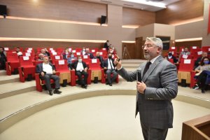 Başkan Aşgın, 2.5 yıllık icraatlarını bu kez iş insanlarıyla paylaştı