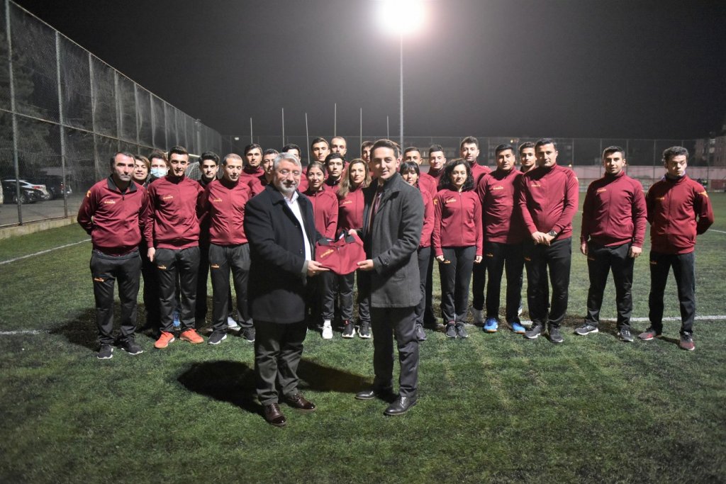 Belediyemizden hakemlere jest