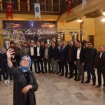 ÜNİAK’lı gençlerle sahur