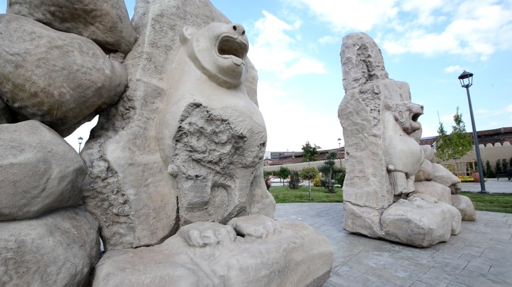 Çoruminia açılıyor