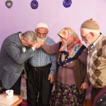 Dünya Yaşlılar Günü'nde anlamlı ziyaret