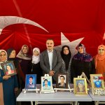 Başkan Aşgın ve Rektör Öztürk, Diyarbakır anneleriyle nöbet tuttu