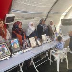 Başkan Aşgın ve Rektör Öztürk, Diyarbakır anneleriyle nöbet tuttu