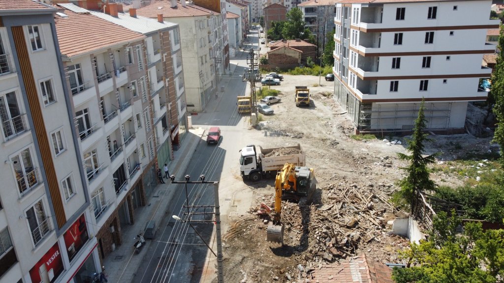 Kahraman Çavuş Caddesi 25 metreye genişleyecek