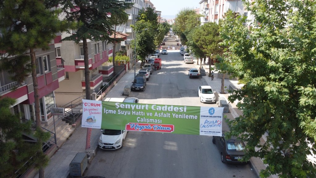 Şenyurt Caddesinde yenileme çalışması