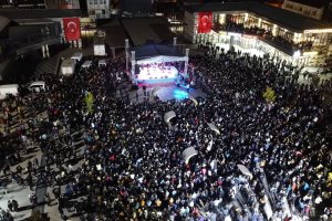 Murat Kekilli hayranlarıyla buluştu